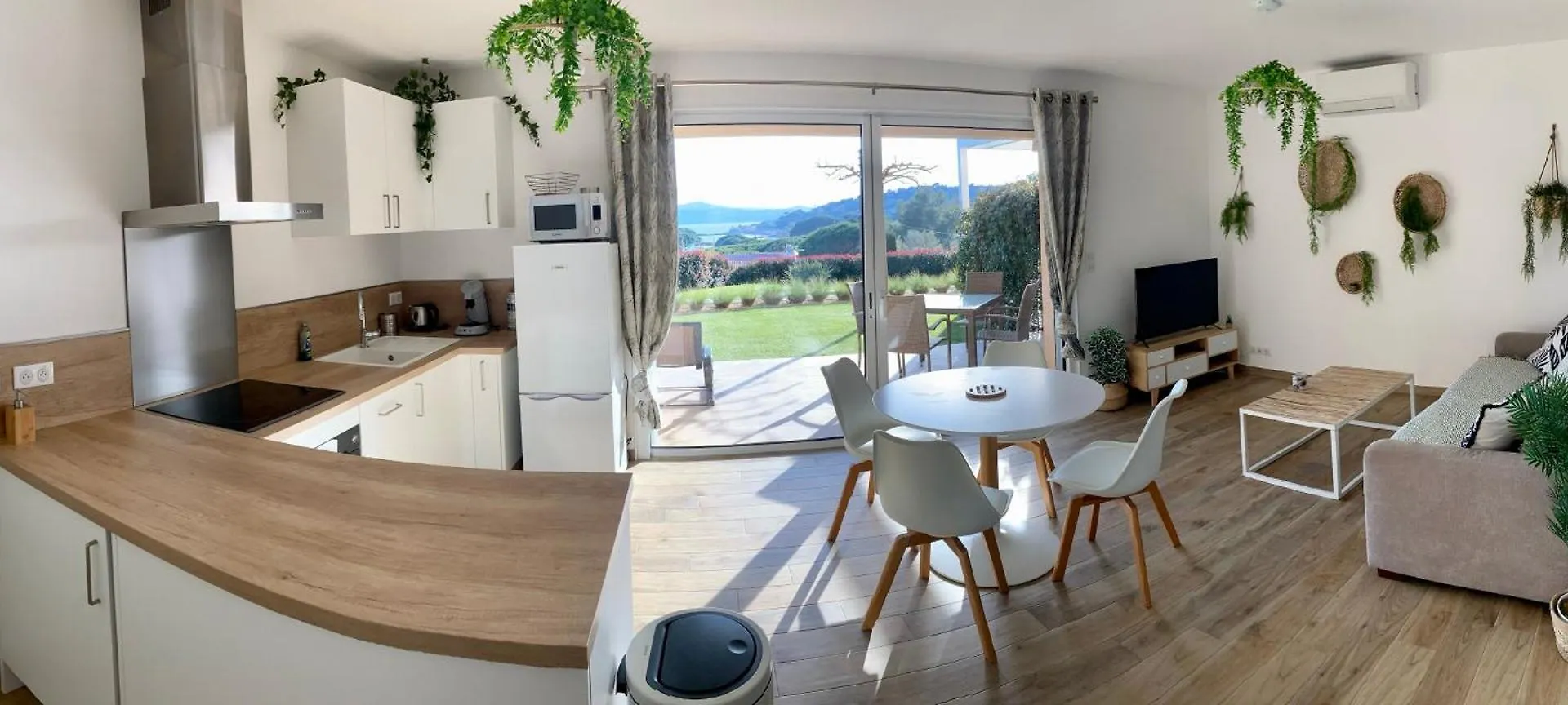La Bastide Du Soleil Apartment Sainte-Maxime