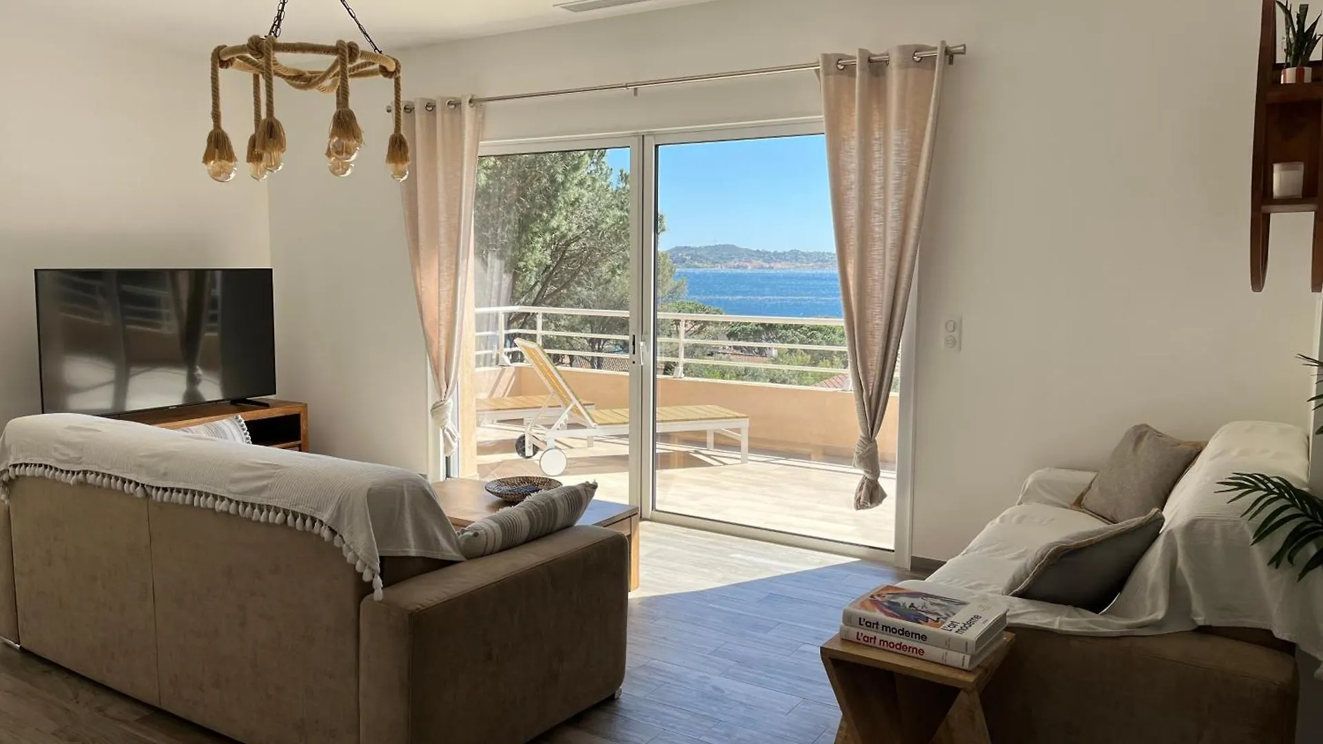 La Bastide Du Soleil Apartment Sainte-Maxime