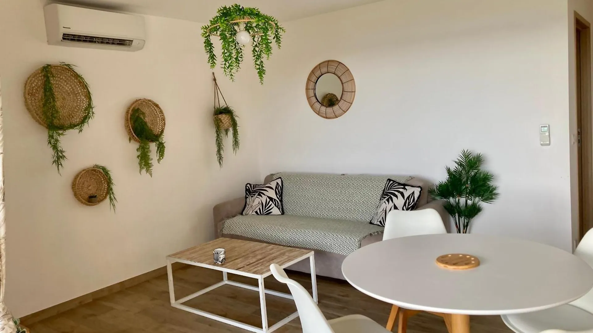 La Bastide Du Soleil Apartment Sainte-Maxime
